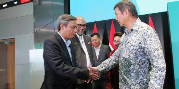 Dirut BTN Raih Penghargaan Inspirational Figure in Environmental and Social Sustainability