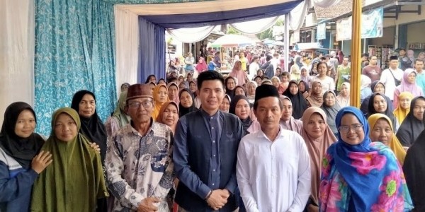 M. Rizky Serap Aspirasi Petani Desa Petir: Pupuk Langka, Alsintan Minim