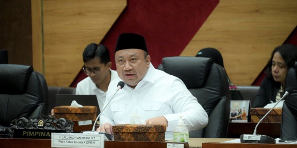 700 Ribu Anak Papua Tidak Sekolah, Wakil Ketua Komisi X: Ini Masalah Serius, Negara Harus Hadir
