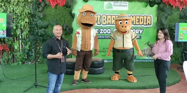 “Komogo”, Maskot Baru Siap jadi Sahabat Edukasi Temani Anda di Kebun Binatang Surabaya