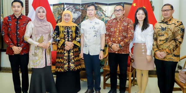 Gubernur Khofifah dan Konjen RRT Kuatkan Kerja Sama Peningkatan SDM dan Perdagangan