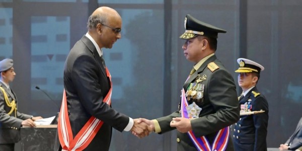 Panglima TNI Raih Penghargaan Tertinggi Militer Asing dari Singapura