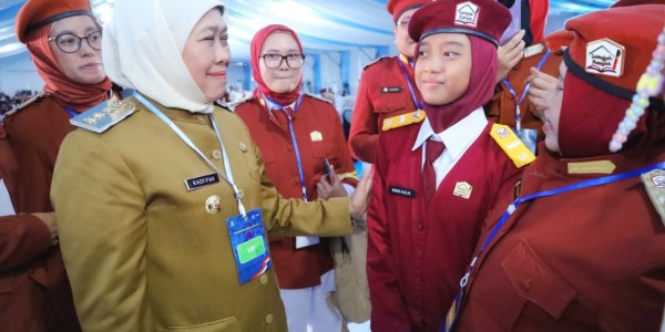 Jawa Timur Terbanyak Sekolah Rakyat, Gubernur Khofifah Hadiri Peresmian 166 SR oleh Presiden Prabowo