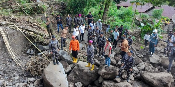 TNI AL Tinjau Penanganan Bencana di Kepulauan Sitaro