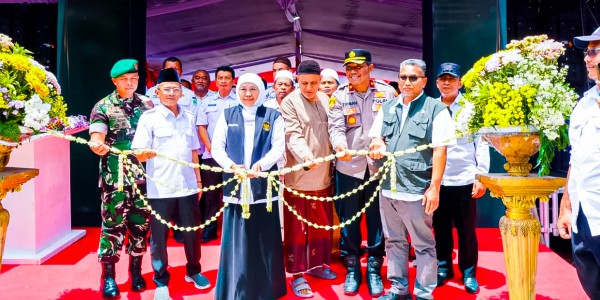 Gubernur Khofifah Resmikan PERMATA JATIM di Pasuruan, Ajak Warga Jaga Lingkungan Bersih