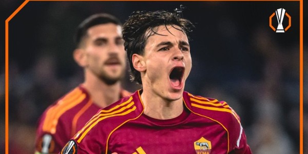 Pemain Muda AS Roma Jadi Bintang Ketika Melawan VfB Stutgartt