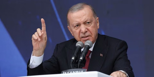 Erdogan Tegaskan Penolakan Intervensi Asing di Iran