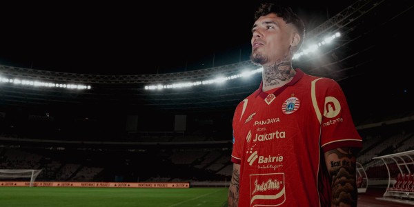 Persija Jakarta Resmi Ikat Shayne Pattynama Selama 2,5 Tahun