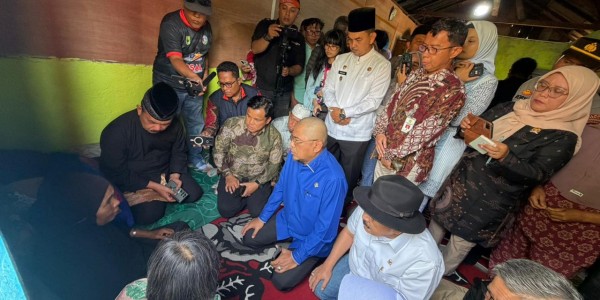 Temui Nenek Saudah, Anggota Komisi XIII DPR RI, Arisal Aziz Minta Aparat & Penegak Hukum Tangani Kasus Nenek Saudah secara Serius dan Adil