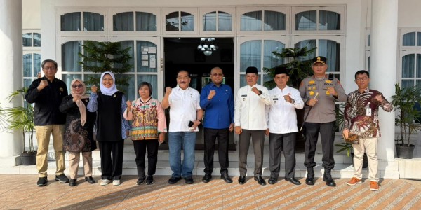 Komisi XIII DPR RI Bersama Komnas HAM dan Komnas Perempuan Temui Nenek Saudah