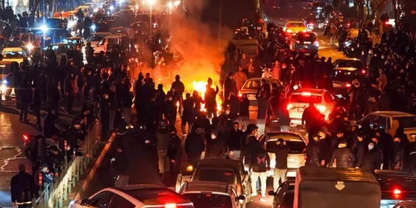 IRGC Sebut 10 Badan Intelijen Asing di Balik Kerusuhan Iran, Tuduh AS dan Israel Terlibat