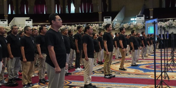 Target Pajak Naik Jadi Rp66,53 Triliun, Kanwil DJP Jatim I Gelar Apel Akbar Satukan Tekad Pegawai