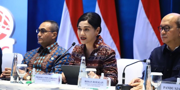 Perkuat Likuiditas dan Kepercayaan Global, OJK Luncurkan 8 Rencana Aksi Reformasi Pasar Modal