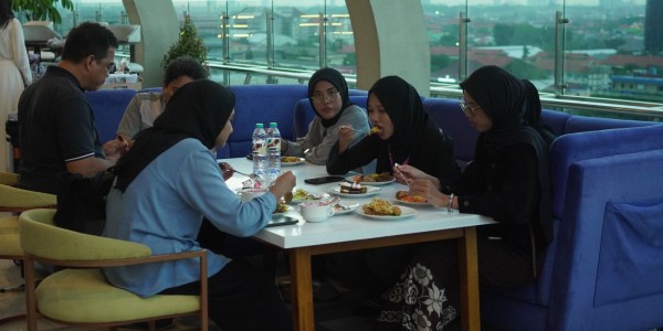 Amazing Ramadan 2026: Perjalanan Iftar Penuh Makna di EXCOTEL Design Hotel Surabaya