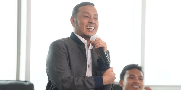 Bersama Mahasiswa Madura, Willy Aditya Tegaskan Peran NasDem dalam Penguatan Literasi dan Demokrasi Sehat