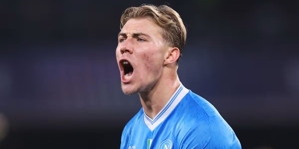 Dwigol Hojlund Antar Napoli Taklukkan Genoa 3-2 di Luigi Ferraris