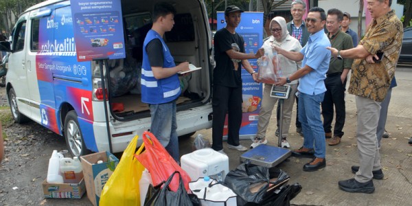 Beli Rumah Subsidi, Bayar Pakai Sampah Rumahan