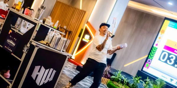 Surabaya Jadi Pusat Flair Indonesia! Bartender Terbaik Rebut Tiket ke Ajang Internasional