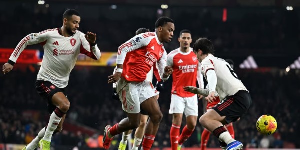 Arsenal Gagal Menjauh, Brentford Paksa Hasil Imbang 1-1