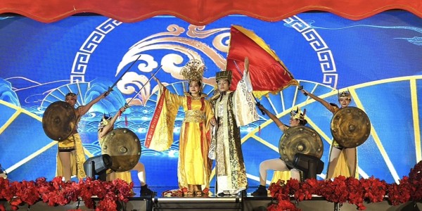 Kilau Semangat Kuda Api Warnai Malam Imlek 2026 di Mercure Surabaya Grand Mirama