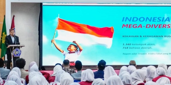 Menteri Kebudayaan Tekankan Peran Universitas dalam Pemajuan Kebudayaan
