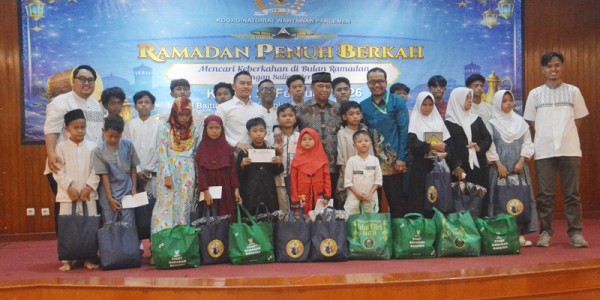 Wartawan Parlemen Berbagi Keberkahan Kepada Anak Yatim di Bulan Ramadhan
