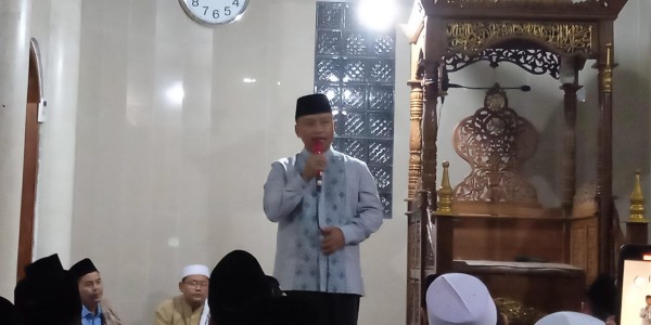 Safari Tarawih di Cilodong, Wali Kota Depok Sampaikan Pesan Penting soal Pelayanan Publik