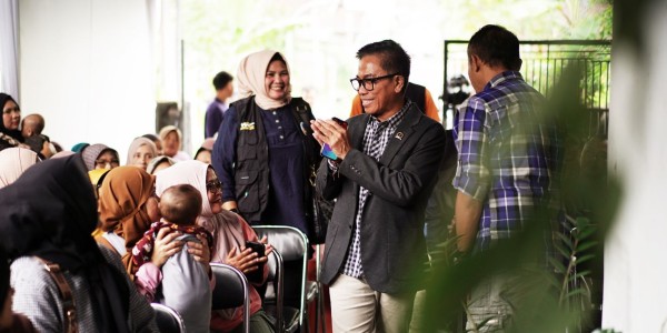 Mamat Rachmat Tampung Aspirasi Soal Kekurangan SMA di Ujung Berung