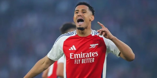 Arsenal Kokoh di Puncak Klasemen Usai Tumbangkan Chelsea 2-1