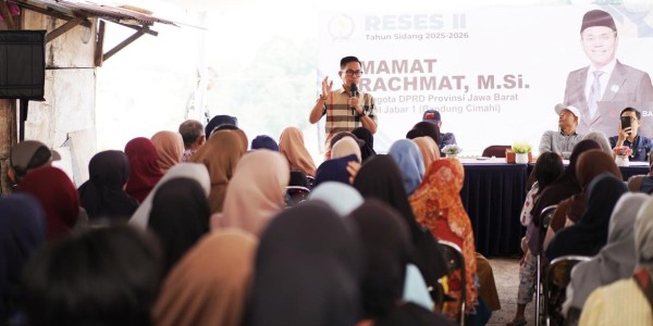 Reses di Mandalajati, Mamat Rachmat Dorong Penguatan Posyandu dan Layanan Kesehatan Lingkungan
