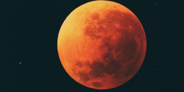 Gerhana Bulan Total Dipastikan Akan Terjadi Sore Ini di Seluruh Wilayah Indonesia