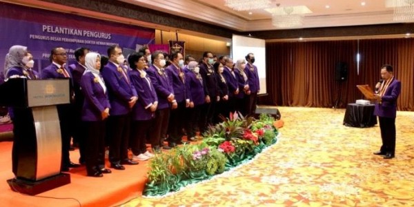 Kiprah Alumni FKH UNAIR Perkuat Peran Strategis Dokter Hewan Nasional