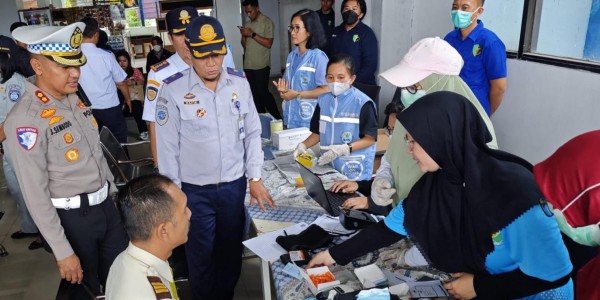 Operasi Ketupat 2026, Puluhan Sopir Bus Depok Jalani Pemeriksaan Kesehatan