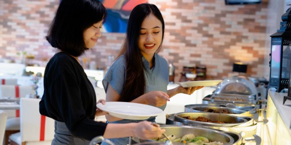 Sambut Lebaran, ARTOTEL TS Suites Surabaya Hadirkan Hampers Spesial dan Paket Halal Bihalal