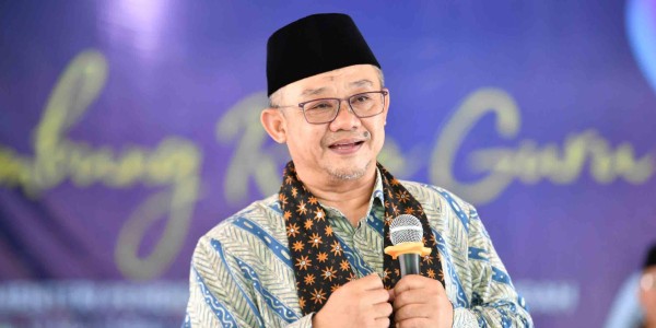 Mendikdasmen Abdul Mu’ti Ajak Umat Jaga Harta Halal dan Hidup Sederhana di Idul Fitri