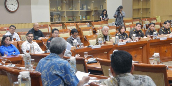 Komisi III DPR RDPU Dengan Kajati Karo,Kajari Karo dan Amsal Christy Sitepu