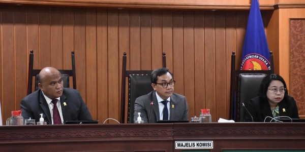 Docomo Akui Keterlambatan Notifikasi Akuisisi, KPPU Lanjutkan ke Pemeriksaan Cepat