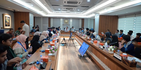 BKSAP DPR RI dan SMART 171 Hadirkan Pemuda Duduk Bersama Dubes Palestina