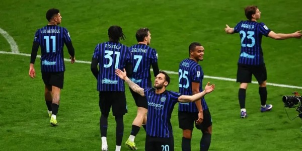 Pecundangi Como, Inter Milan Dekati Scudetto