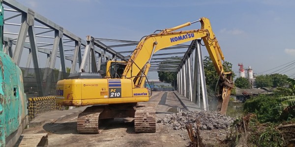 PU Ganti Jembatan Manyar Lama di Gresik, Target Rampung Agustus 2026