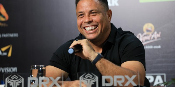 Akhirnya Terungkap! Cerita di Balik Gaya Rambut Ikonik Ronaldo di Piala Dunia 2002