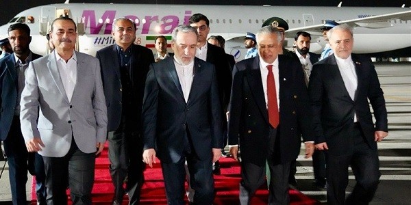 Iran Tegaskan Tak Ada Pertemuan dengan AS di Tengah Lawatan Menlu ke Pakistan