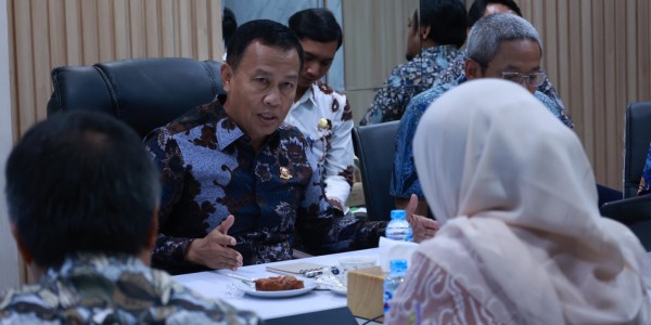 Buntut Kecelakaan Kereta, Kemenhub Panggil Manajemen Taksi Hijau