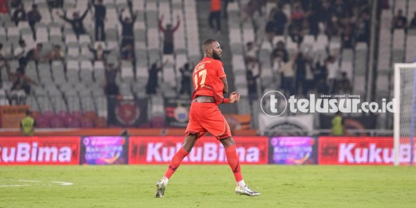 Foto: Persija Jakarta Bungkam Persis Solo 4-0 di GBK