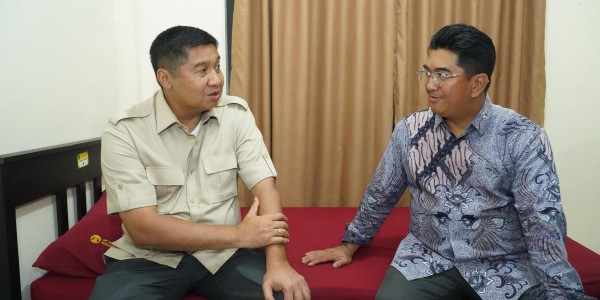 Menteri PKP Temui Rektor UI, Bahas Skema Pengembangan Hunian Mahasiswa