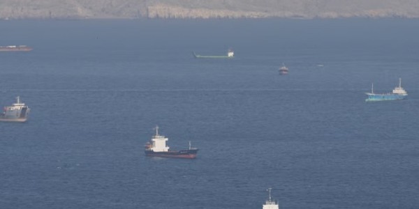 Blokade AS terhadap Iran Memanas, Harga Minyak Capai $120 per Barel