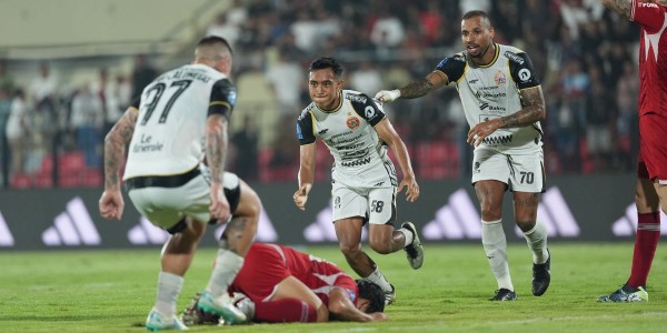 Raih Tiga Poin dan Clean-Sheet, Mauricio Souza Nilai Persija Pantas Menang atas Persijap