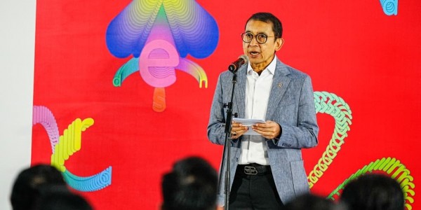 Menteri Kebudayaan Resmikan Art Jakarta Gardens 2026, Dorong Integrasi Seni Rupa dan Ekonomi Kreatif