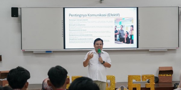 Beri Pelatihan Mahasiswa IPB, Ketua DPRD Kota Bogor Tekankan Pentingnya 'Listening Skill' Dalam Kepemimpinan