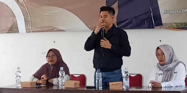 DPRD Jabar Mendorong Percepatam Digitalisasi Pelayanan Publik di Kelurahan Girimulya